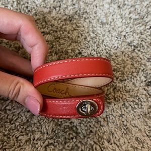 Coach double wrap leather turn key bracelet